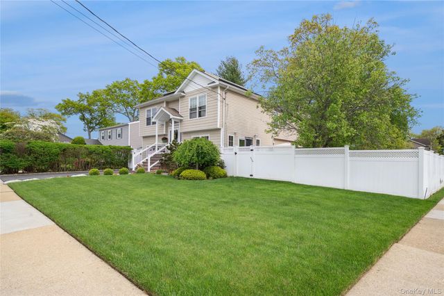 30 Baltimore Avenue, Massapequa, NY 11758