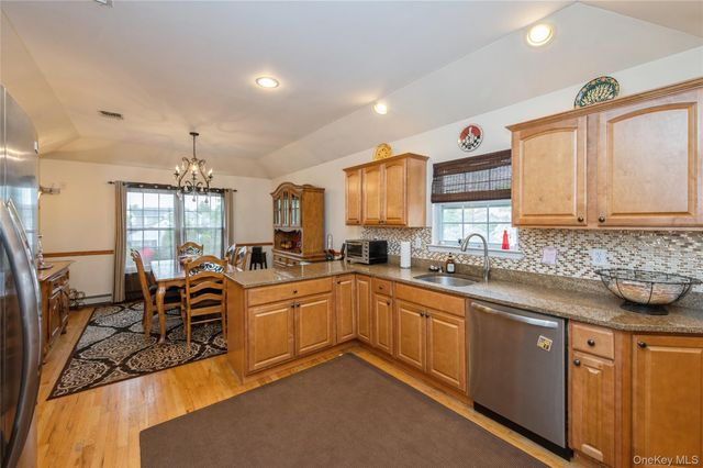 30 Baltimore Avenue, Massapequa, NY 11758