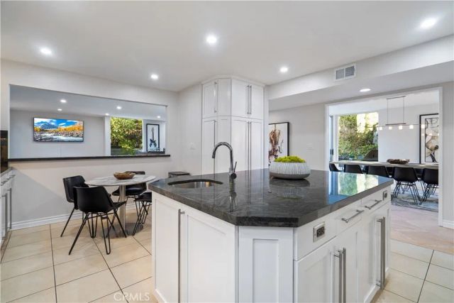 7941 Electra Drive, Hollywood Hills, CA 90046