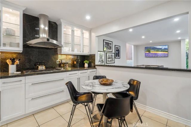 7941 Electra Drive, Hollywood Hills, CA 90046