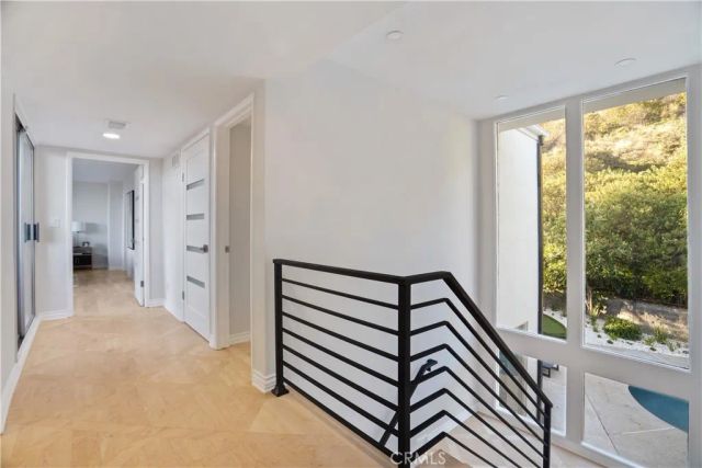 7941 Electra Drive, Hollywood Hills, CA 90046