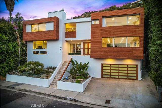 7941 Electra Drive, Hollywood Hills, CA 90046