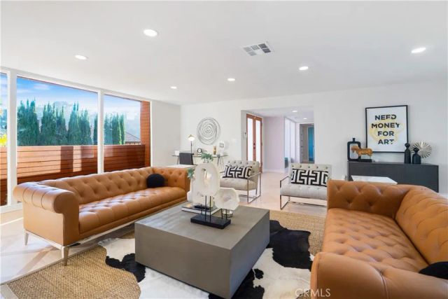 7941 Electra Drive, Hollywood Hills, CA 90046