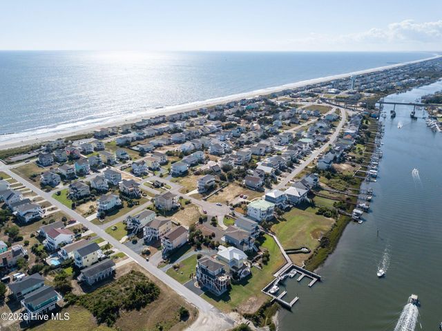 1842 Quail Point SE, Bolivia, NC 28422