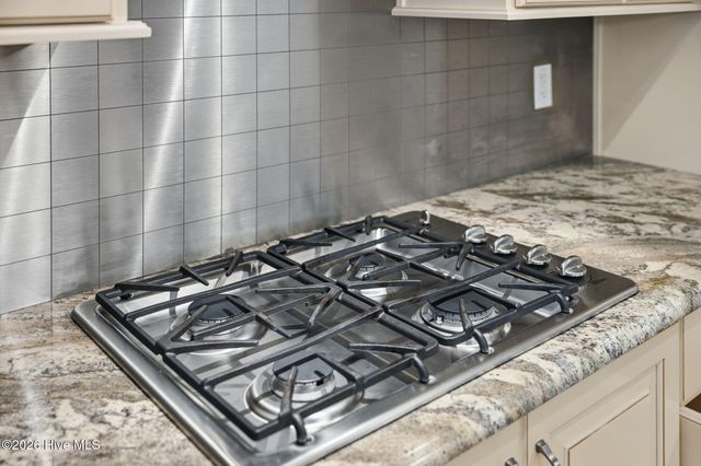 1842 Quail Point SE, Bolivia, NC 28422