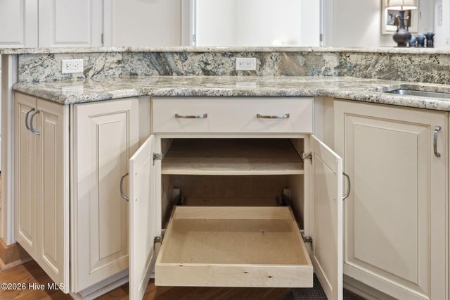 1842 Quail Point SE, Bolivia, NC 28422