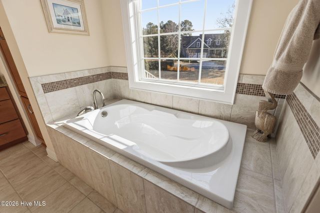 1842 Quail Point SE, Bolivia, NC 28422