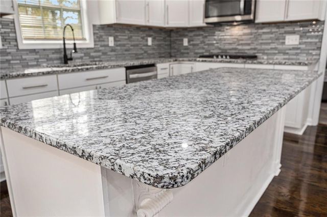 2760 Swansea Court, College Park, GA 30349