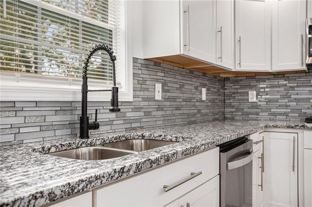 2760 Swansea Court, College Park, GA 30349