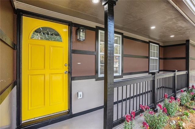 2760 Swansea Court, College Park, GA 30349