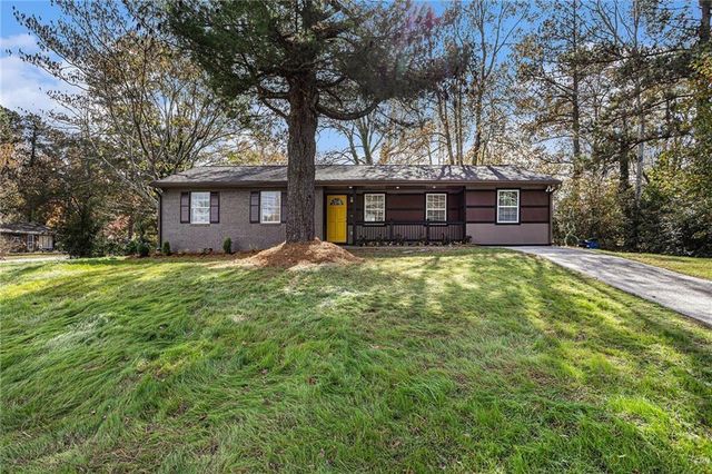 2760 Swansea Court, College Park, GA 30349