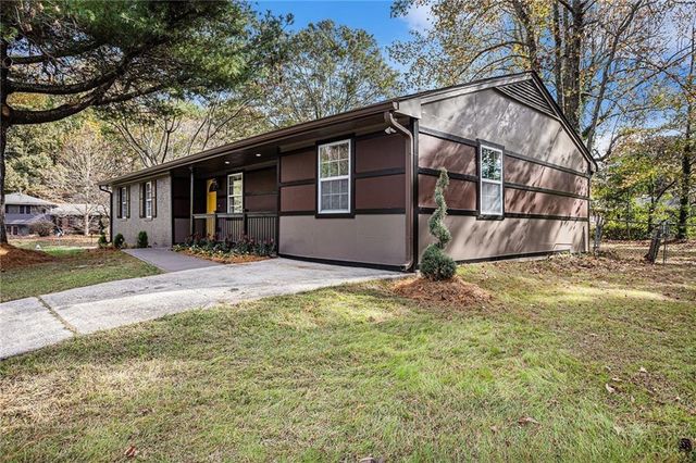 2760 Swansea Court, College Park, GA 30349
