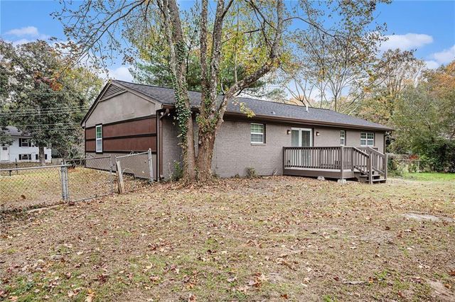 2760 Swansea Court, College Park, GA 30349