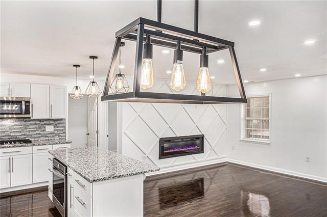 2760 Swansea Court, College Park, GA 30349