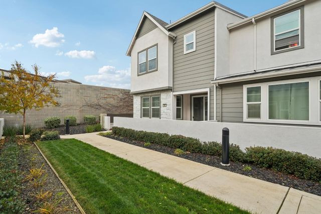 3081 Windwalker Walk, Sacramento, CA 95833