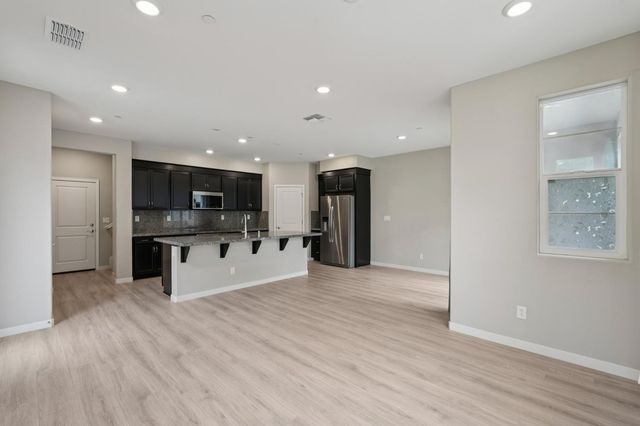 3081 Windwalker Walk, Sacramento, CA 95833