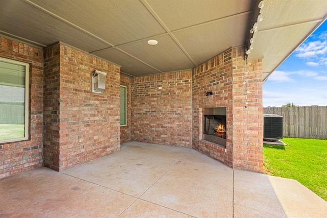 8312 NW 160th Street, Edmond, OK 73013