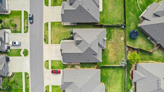 8312 NW 160th Street, Edmond, OK 73013