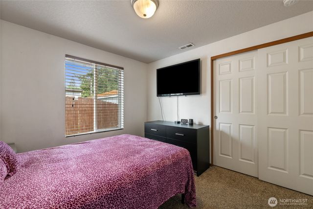 15914 85th Avenue E, Puyallup, WA 98375
