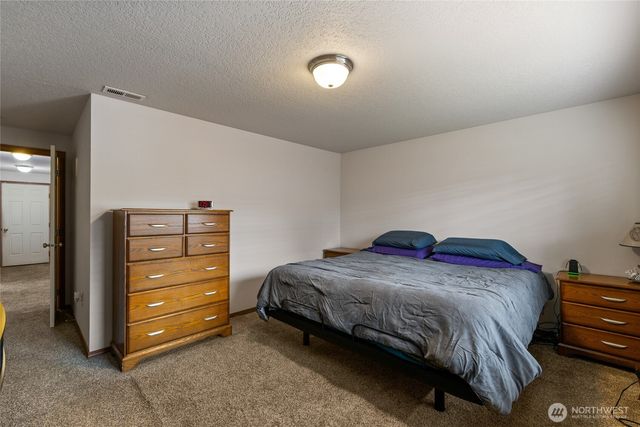 15914 85th Avenue E, Puyallup, WA 98375