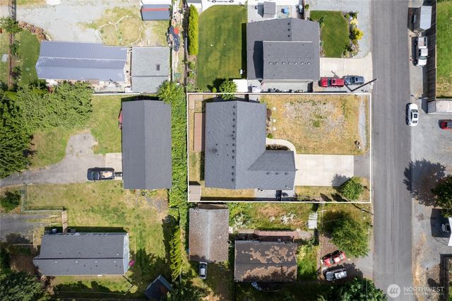 15914 85th Avenue E, Puyallup, WA 98375