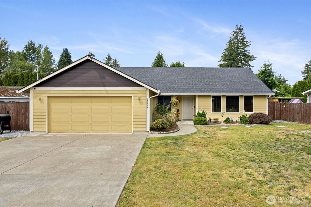 15914 85th Avenue E, Puyallup, WA 98375