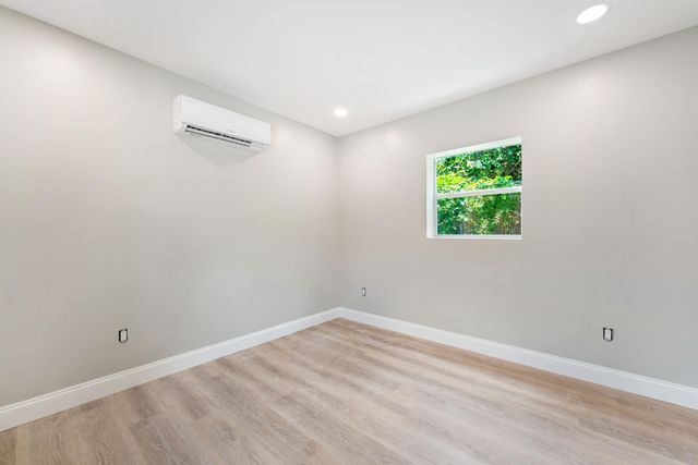 3600 Westview Avenue, West Palm Beach, FL 33407