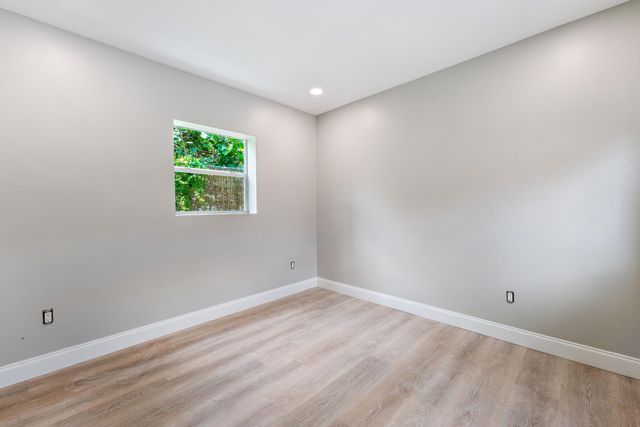 3600 Westview Avenue, West Palm Beach, FL 33407