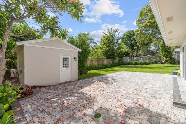 3600 Westview Avenue, West Palm Beach, FL 33407