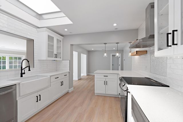 3600 Westview Avenue, West Palm Beach, FL 33407