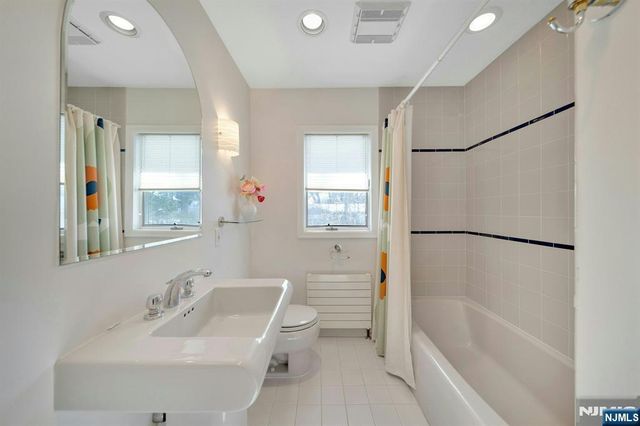 60 Hopper Street, Hillsdale, NJ 07642