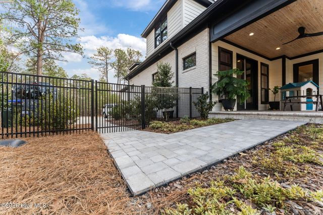 4 Kenilwood Court, Pinehurst, NC 28374