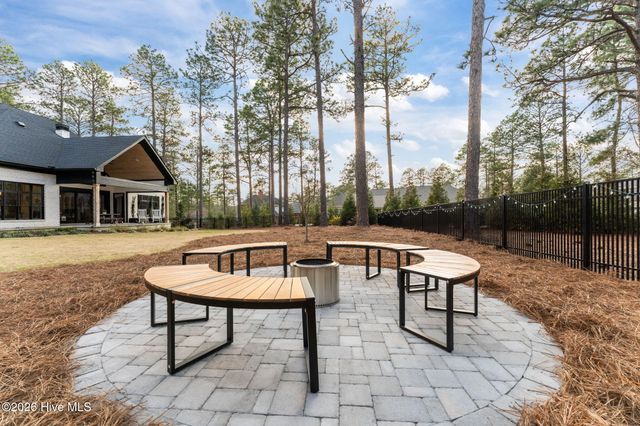 4 Kenilwood Court, Pinehurst, NC 28374