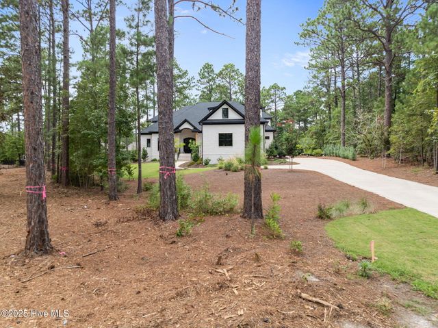 4 Kenilwood Court, Pinehurst, NC 28374