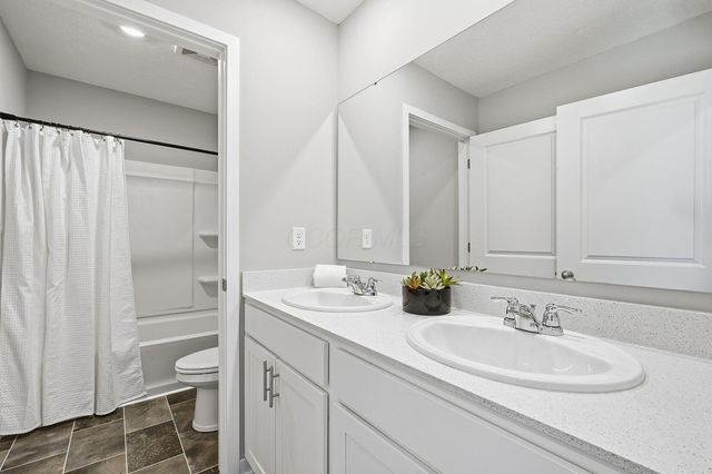 948 Caroline Drive, Plain City, OH 43064