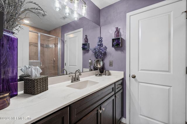 1636 LANDAU Road, Jacksonville, FL 32225