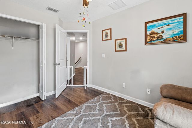 1636 LANDAU Road, Jacksonville, FL 32225