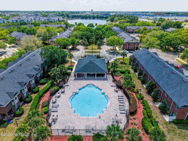 1636 LANDAU Road, Jacksonville, FL 32225