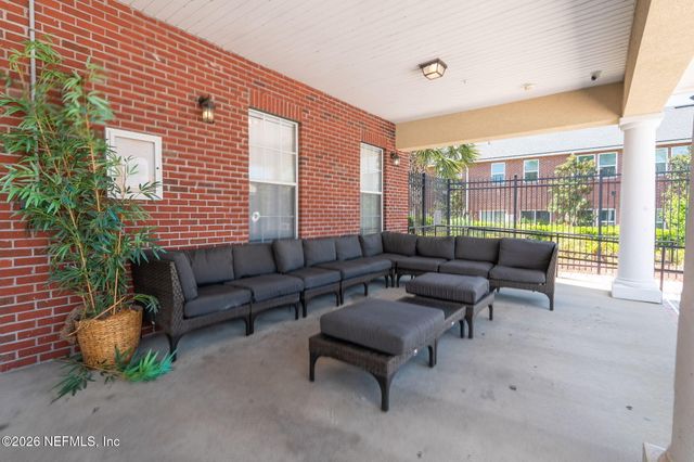 1636 LANDAU Road, Jacksonville, FL 32225