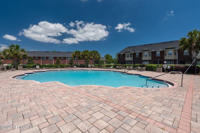 1636 LANDAU Road, Jacksonville, FL 32225