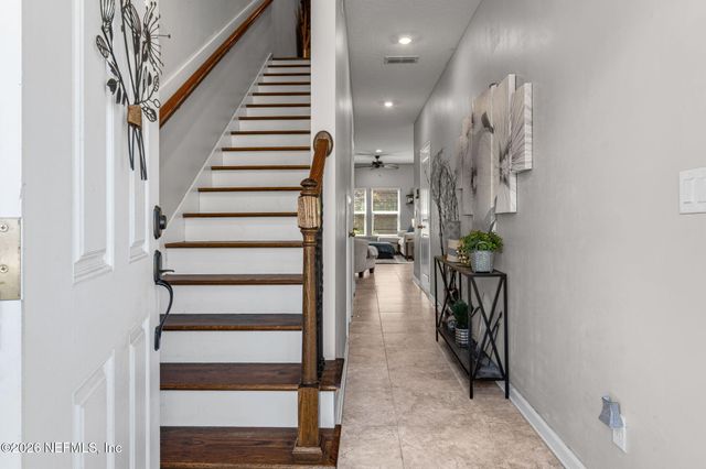 1636 LANDAU Road, Jacksonville, FL 32225