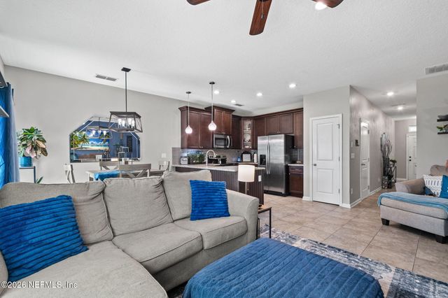 1636 LANDAU Road, Jacksonville, FL 32225