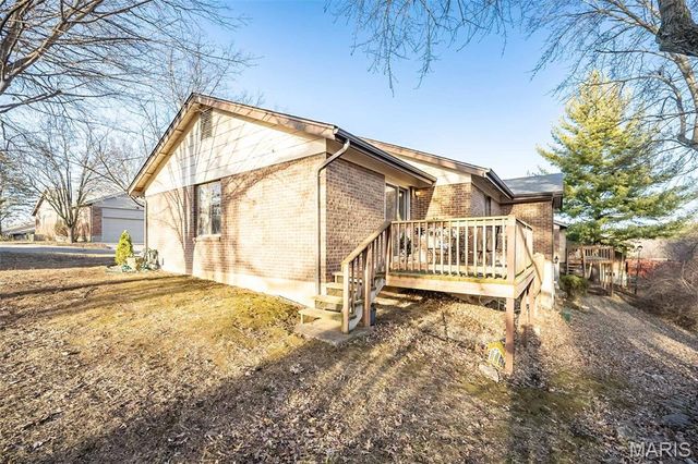 6 Tarpon Court, Florissant, MO 63033