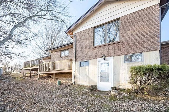 6 Tarpon Court, Florissant, MO 63033