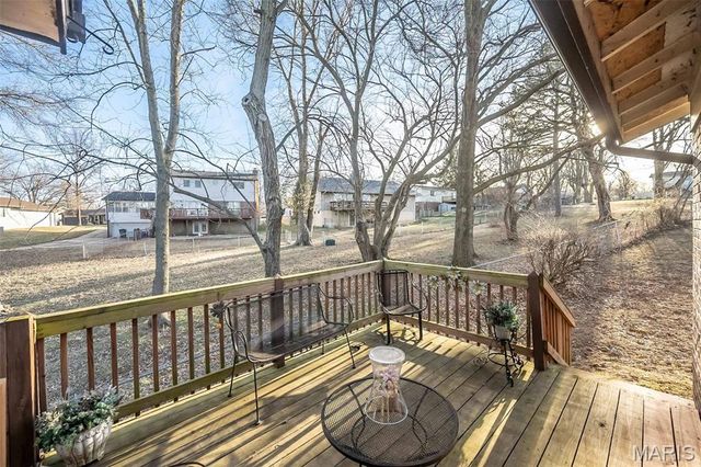 6 Tarpon Court, Florissant, MO 63033