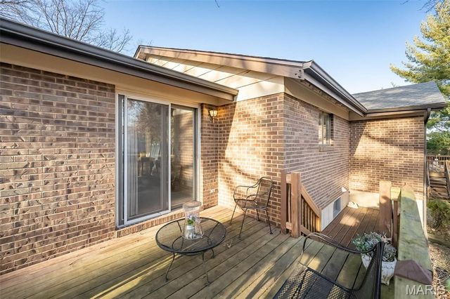 6 Tarpon Court, Florissant, MO 63033