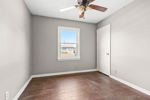 4855 S Maybelle Avenue, Tulsa, OK 74107