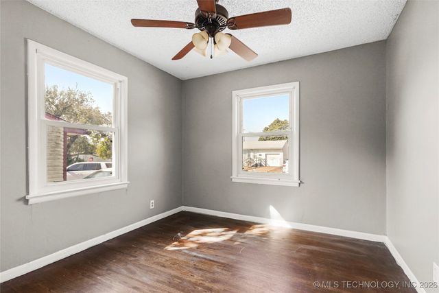 4855 S Maybelle Avenue, Tulsa, OK 74107