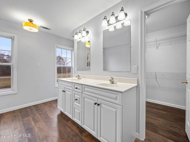 1424 Belgrade Swansboro Road, Maysville, NC 28555