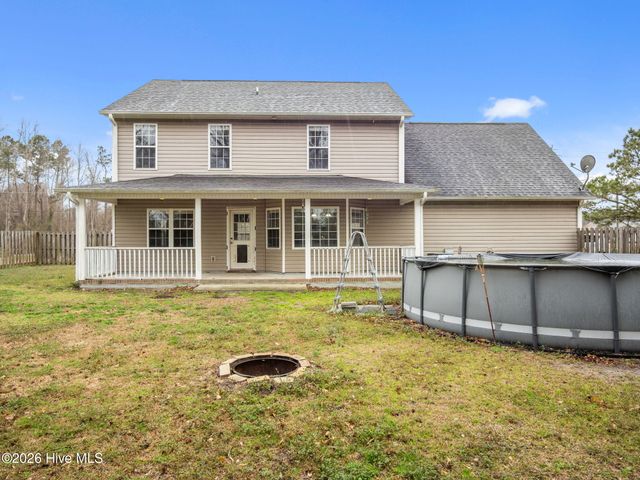 1424 Belgrade Swansboro Road, Maysville, NC 28555